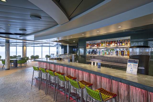 MSC Cruises MSC Seashore Jungle Beach Bar 1.jpg